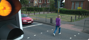 Allow pedestrians to cross when the amber light is flashing
